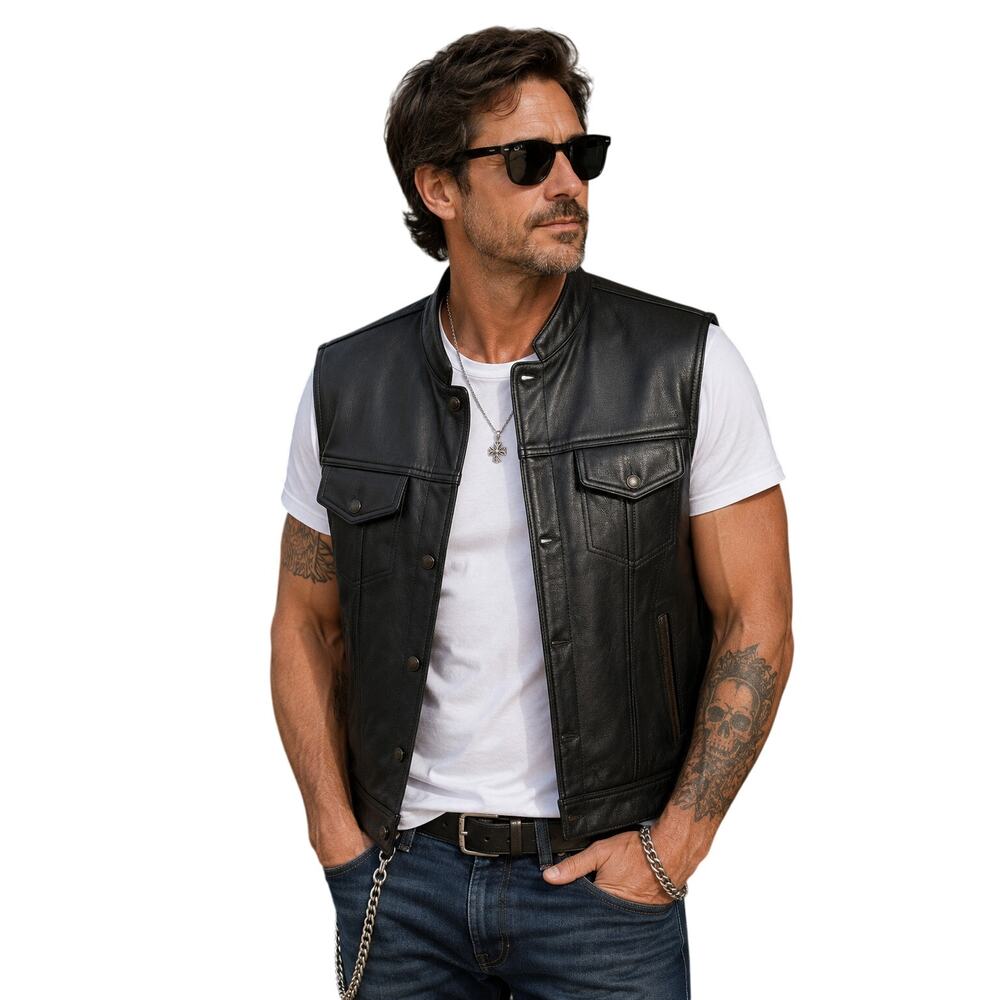 Leatherick USA Men’s Black Leather Motorcycle Biker Vest Size M Paisley Lined